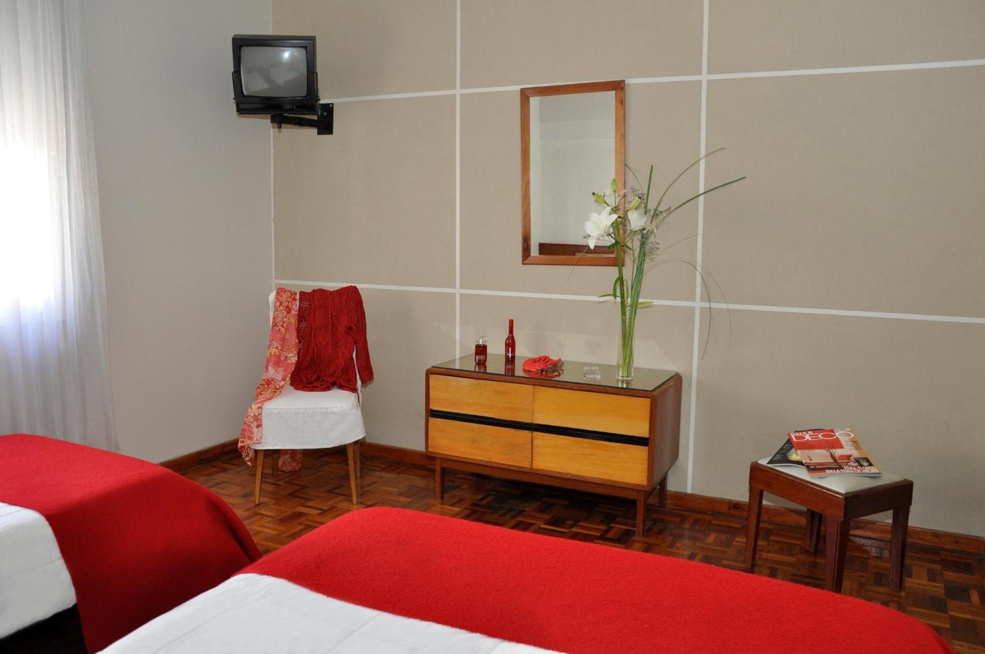 Triple Room,1220225539:JPEG