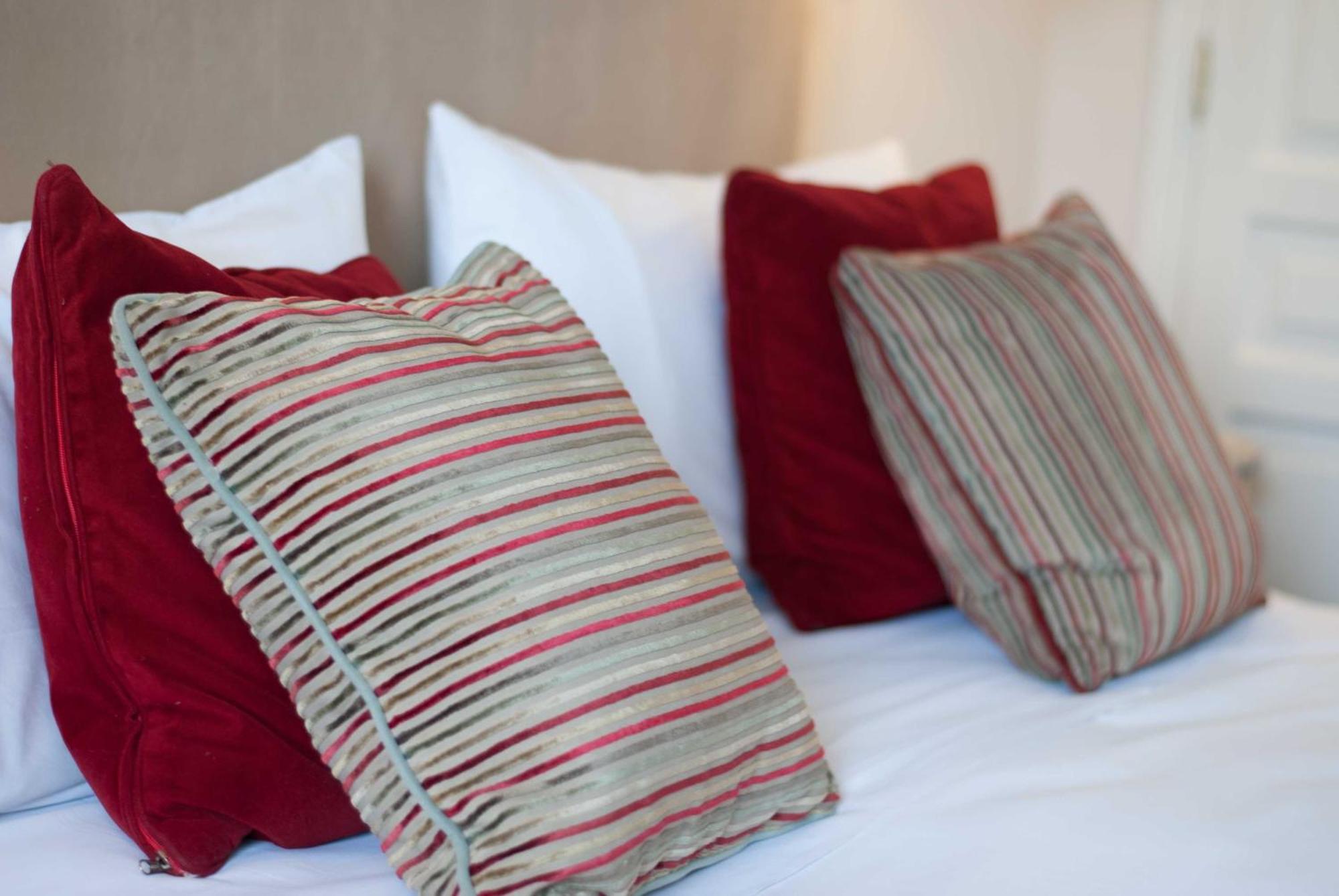 Double Room with Two Double Beds - Non-Smoking,909038257:JPEG