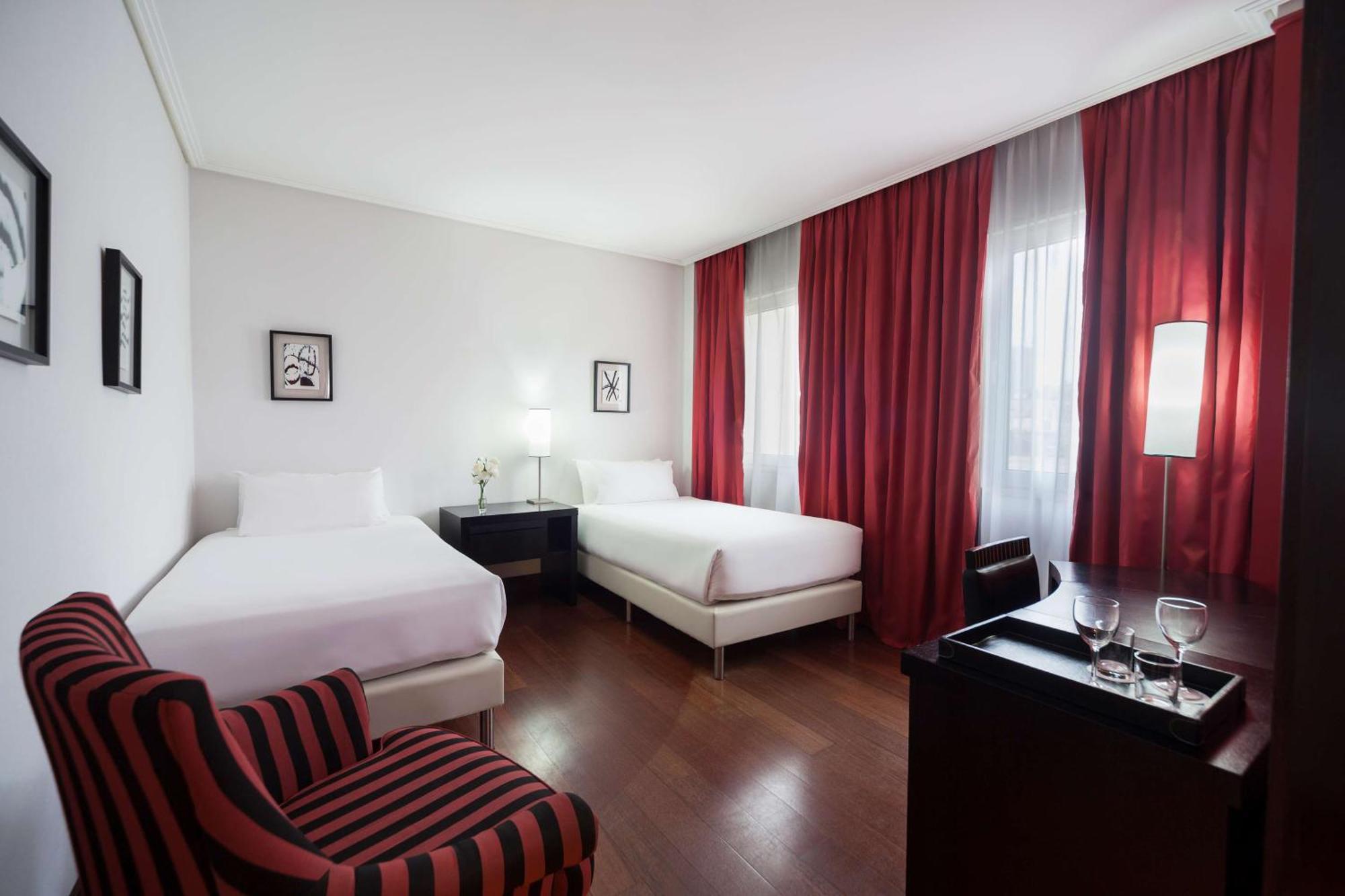 Quarto Familiar Quádruplo