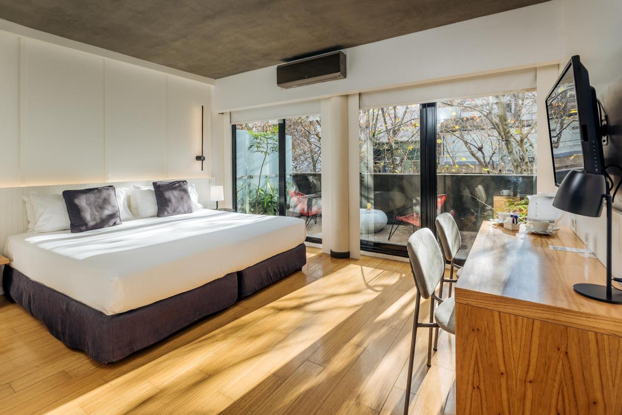 Deluxe Suite Balcony