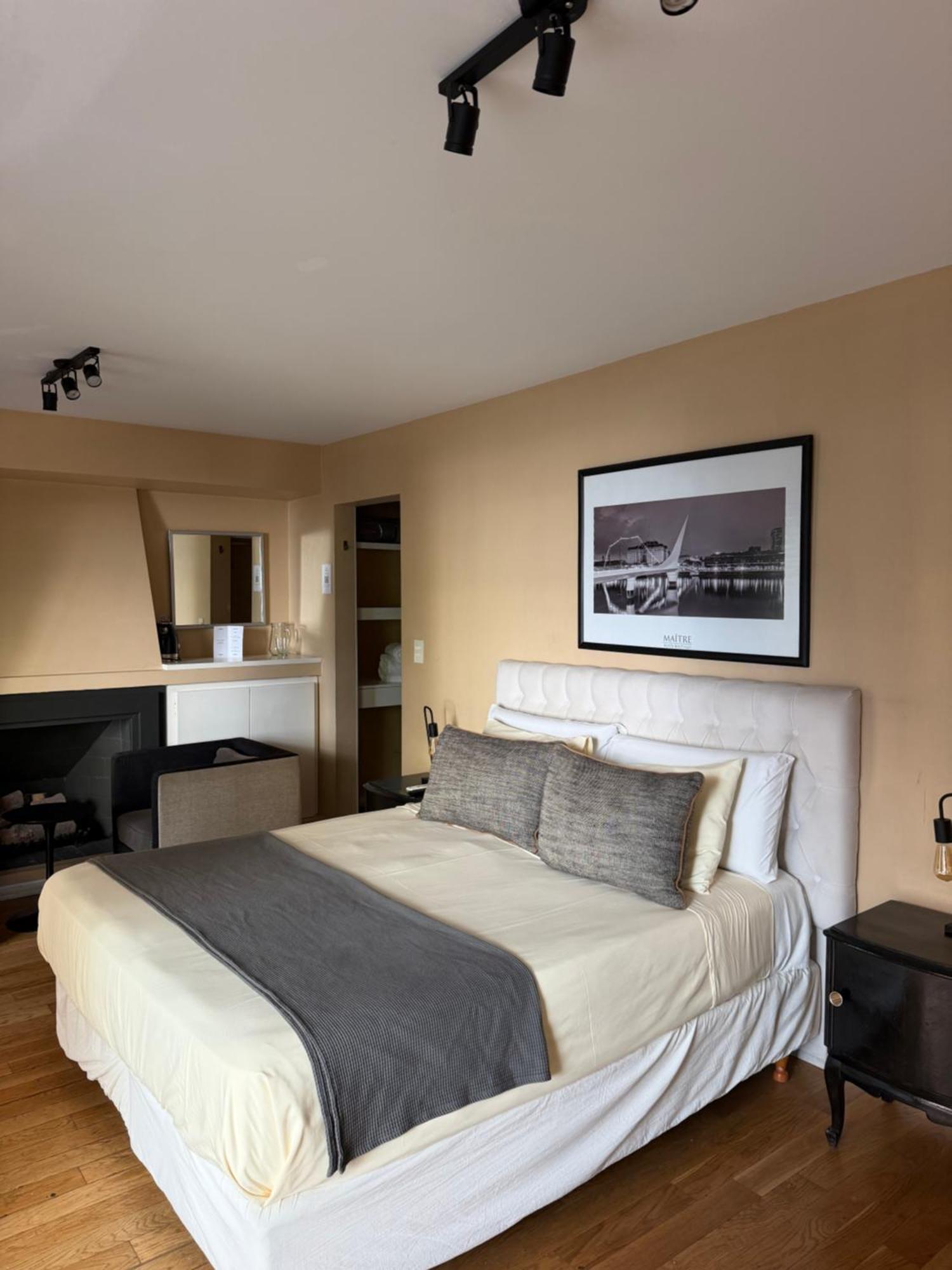 Superior King Suite