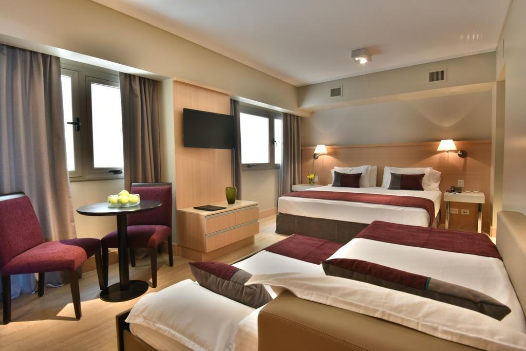 Deluxe Quadruple Room