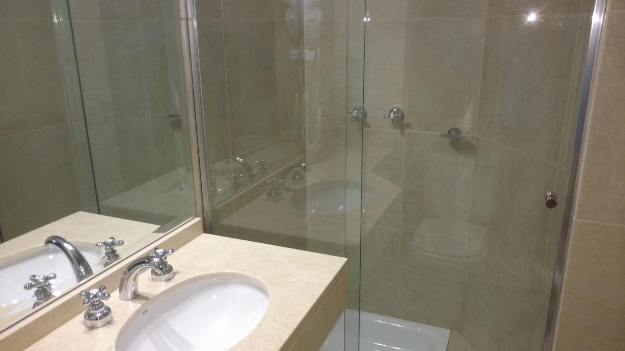 Double Room,753610306:JPEG