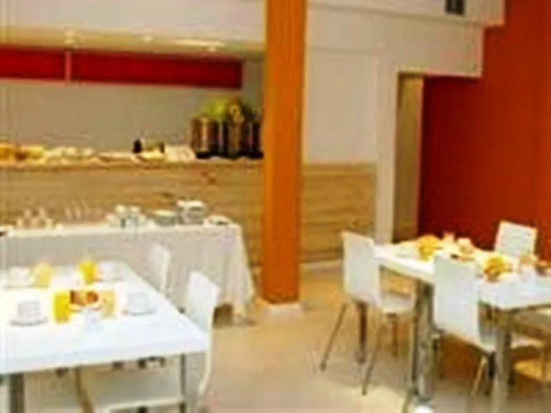 Monarca Hoteles-1