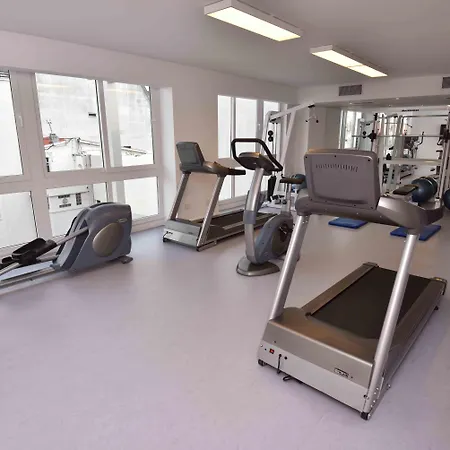 Arc Arenales Studios & Suites-3
