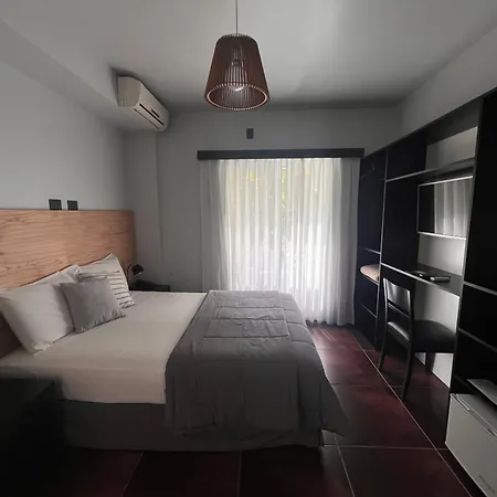5411 Soho Hotel-2
